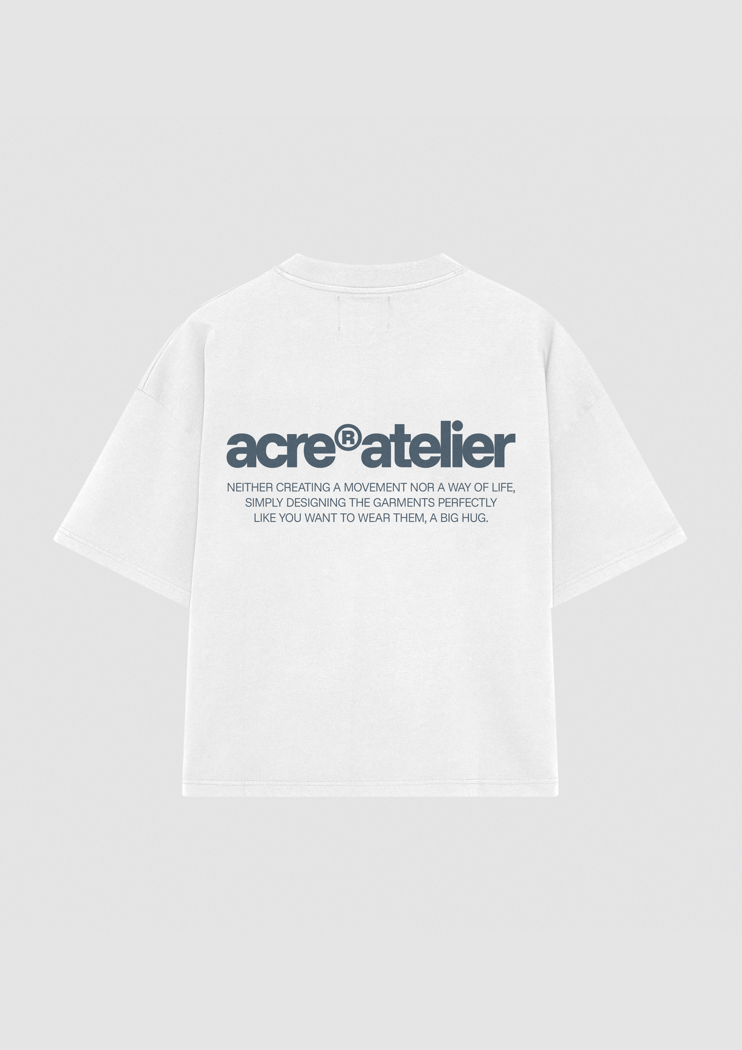 BIG HUG TEE // WHITE